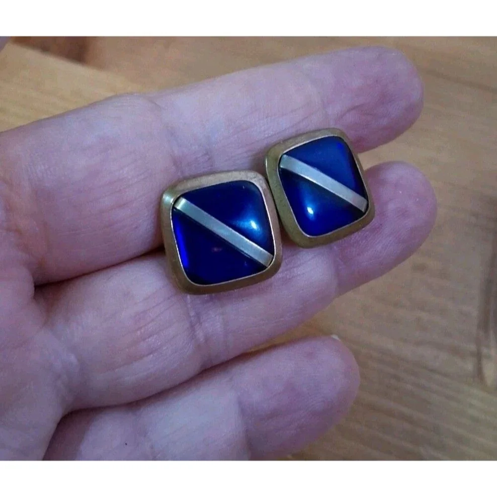 Vintage Blue Stone Inlay Cufflinks Square Gold Stripe 1